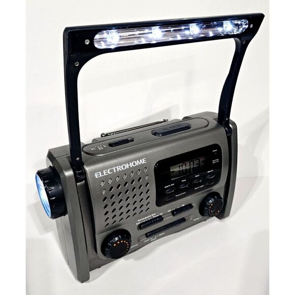 Electrohome Hand Crank Emergency  Radio Alarm Clock Flashlight Blink PCR138E - Picture 2 of 16